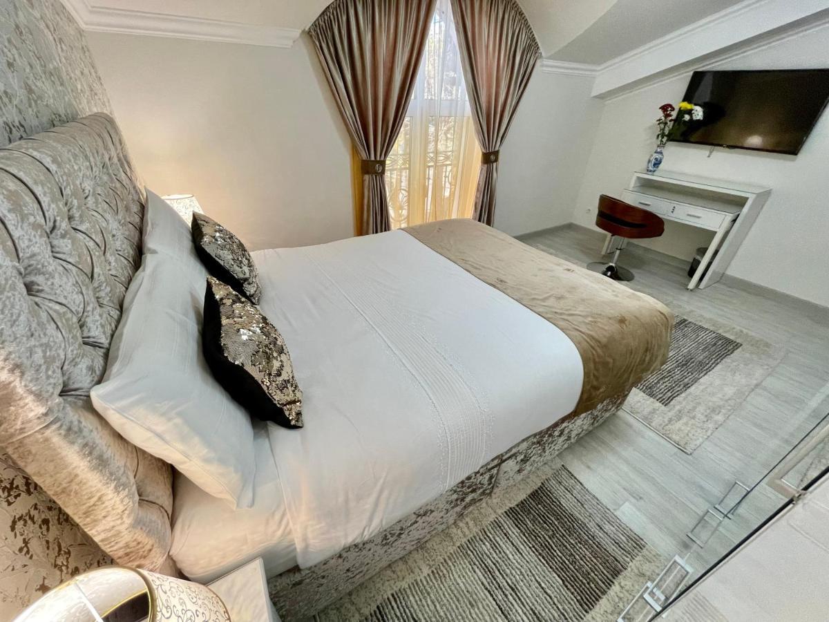 Premier City Apart Hotel Chişinău Extérieur photo