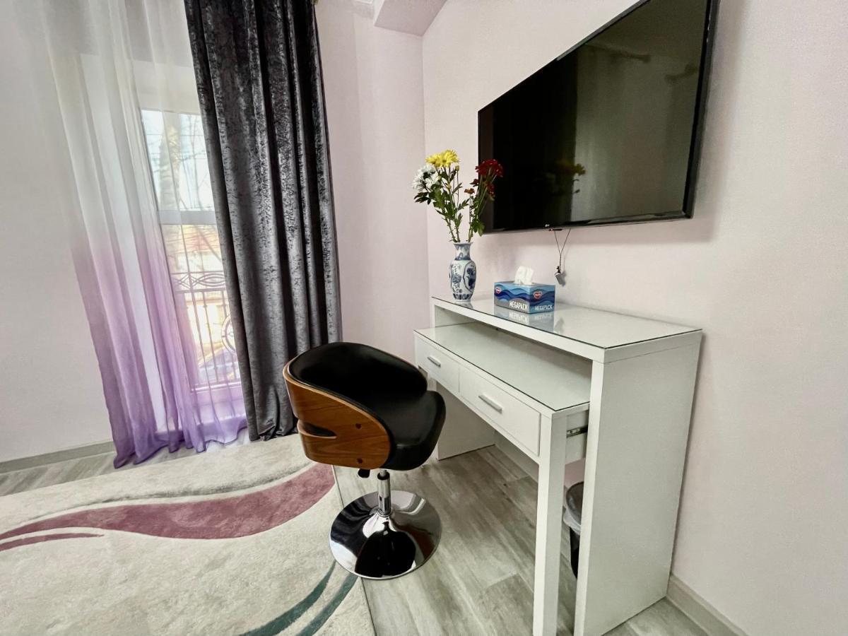 Premier City Apart Hotel Chişinău Extérieur photo