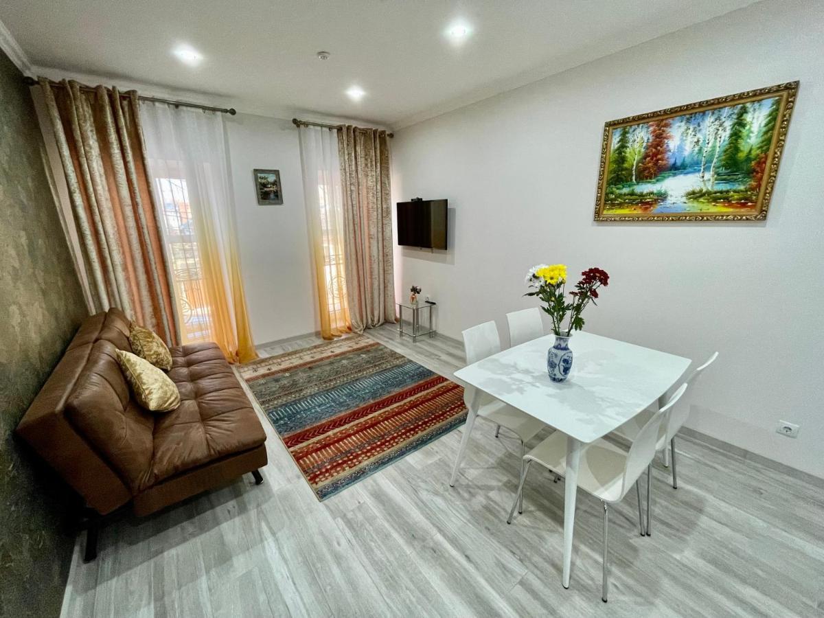 Premier City Apart Hotel Chişinău Extérieur photo